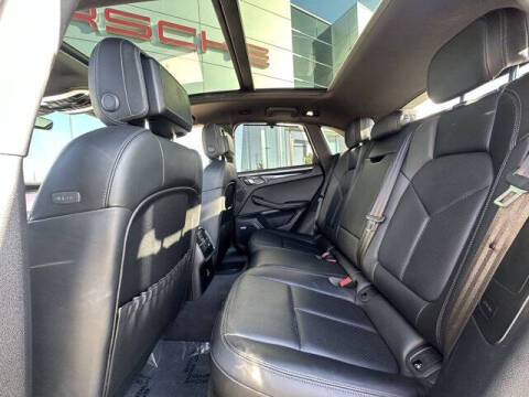 2021 Porsche Macan S