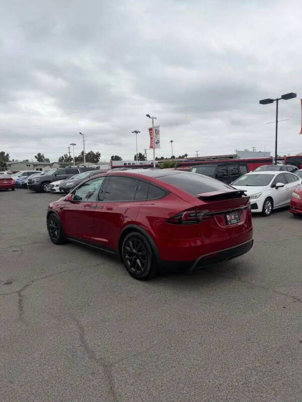 2025 Tesla Model X