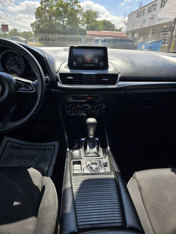 2018 Mazda MAZDA3 Sport