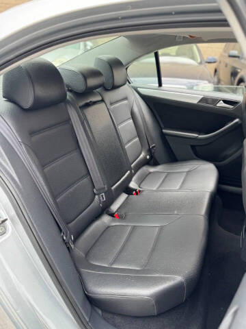 2014 Volkswagen Jetta SE