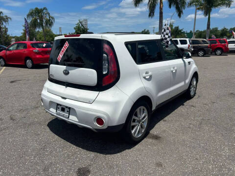 2019 Kia Soul +