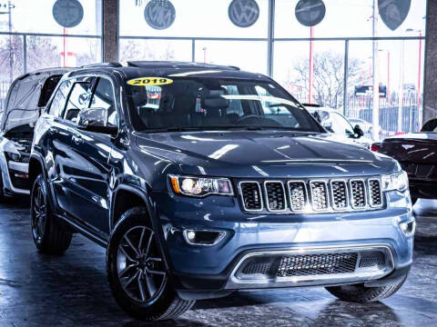 2019 Jeep Grand Cherokee for sale at CarDome in Detroit MI