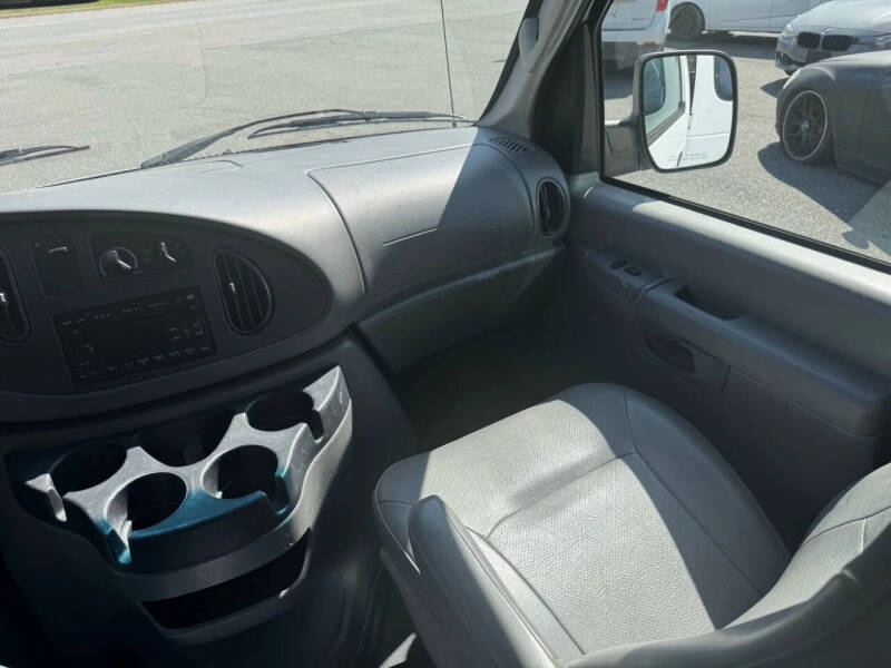 2007 Ford E-Series E-150