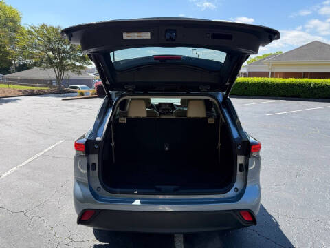 2022 Toyota Highlander XLE