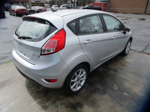 2016 Ford Fiesta SE