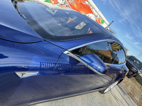 2016 Tesla Model S 70