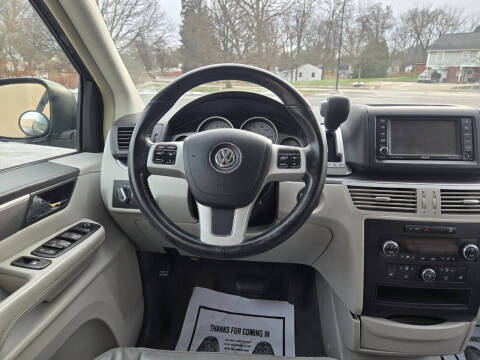 2011 Volkswagen Routan SEL
