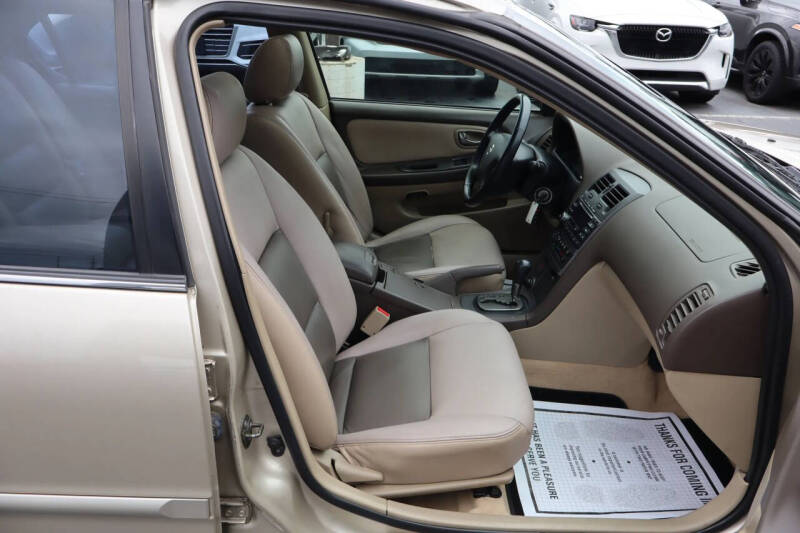 2002 Nissan Maxima