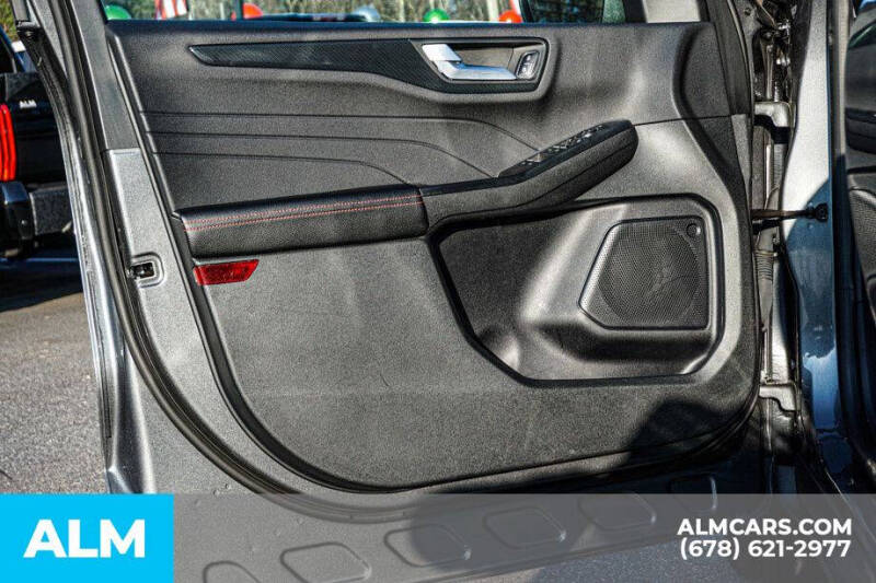 2025 Ford Escape ST-Line