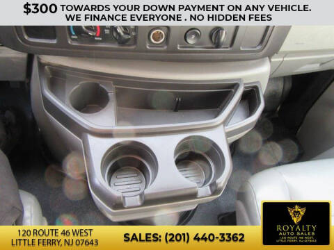 2011 Ford E-Series E-150 XLT