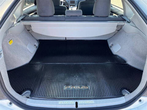 2013 Toyota Prius Plug-in Hybrid