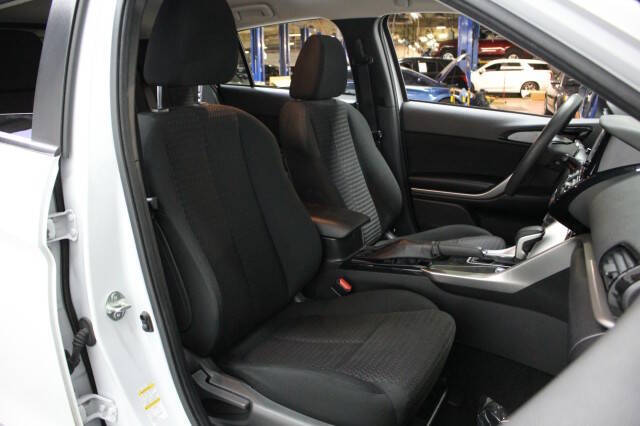 2024 Mitsubishi Eclipse Cross ES