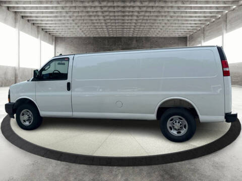2025 Chevrolet Express 2500