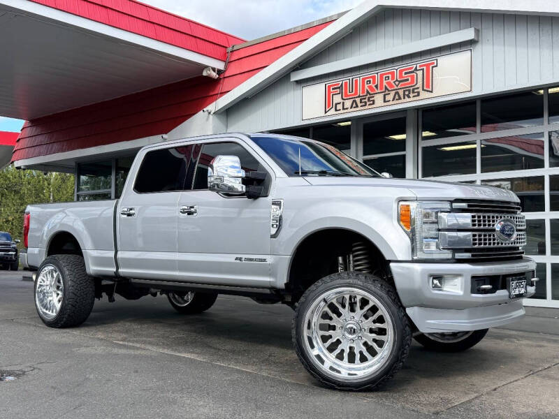 2017 Ford F-250 Super Duty Platinum's photo