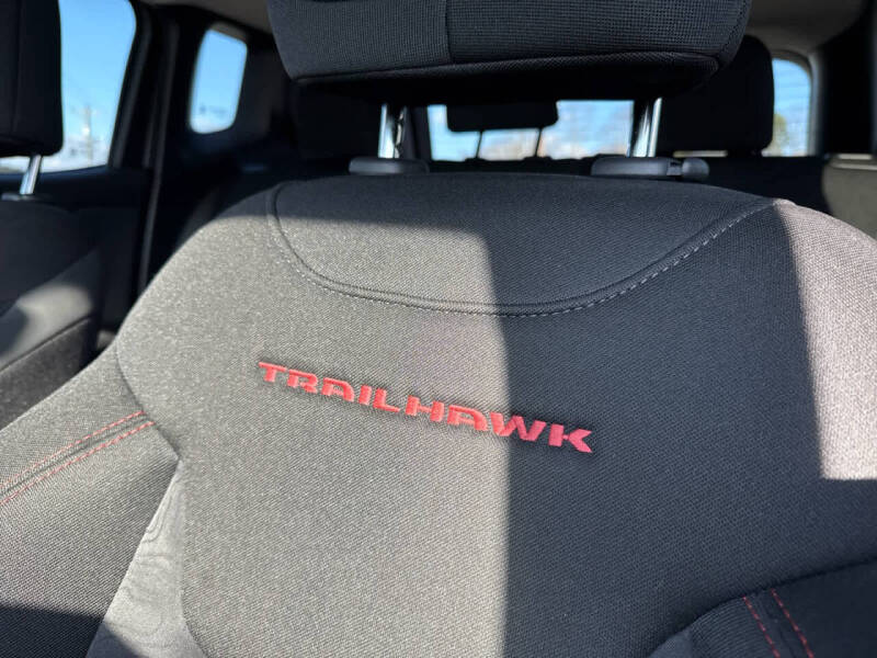 2023 Jeep Renegade Trailhawk