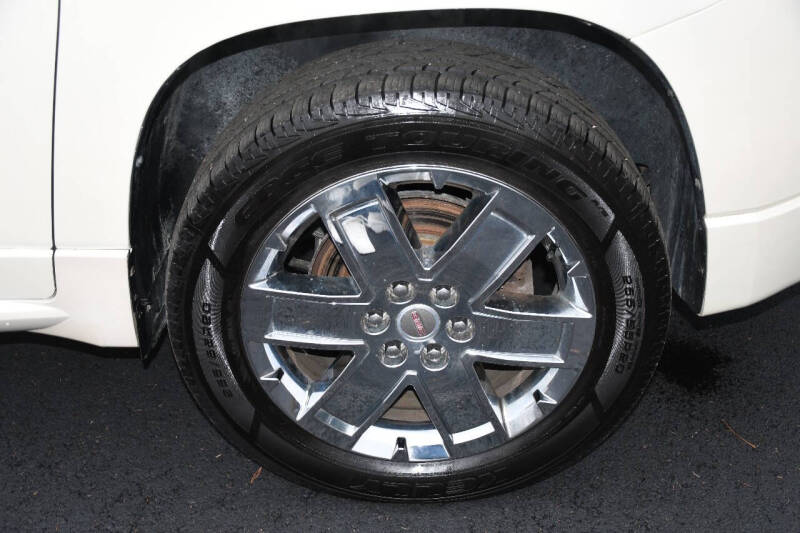 2013 GMC Acadia Denali