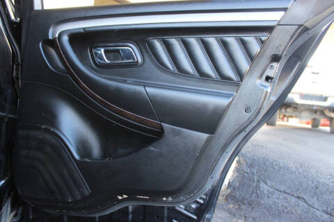 2017 Ford Taurus SEL