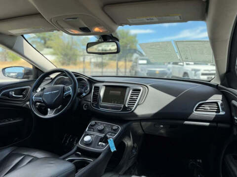 2016 Chrysler 200 Limited Platinum