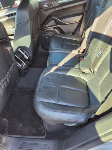 2013 Porsche Cayenne