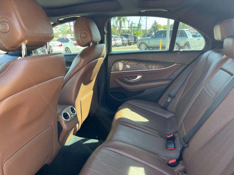 2017 Mercedes-Benz E-Class E 300 4MATIC