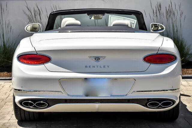 2024 Bentley Continental