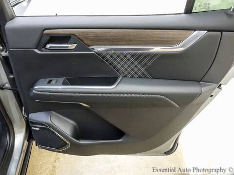 2024 GMC Acadia Denali