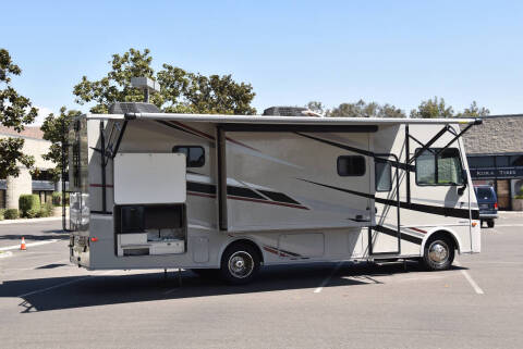 2020 Winnebago Intent 28y