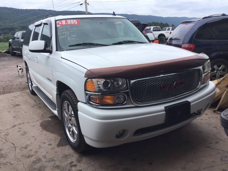 2006 GMC Yukon XL for sale at Troy's Auto Sales in Dornsife PA