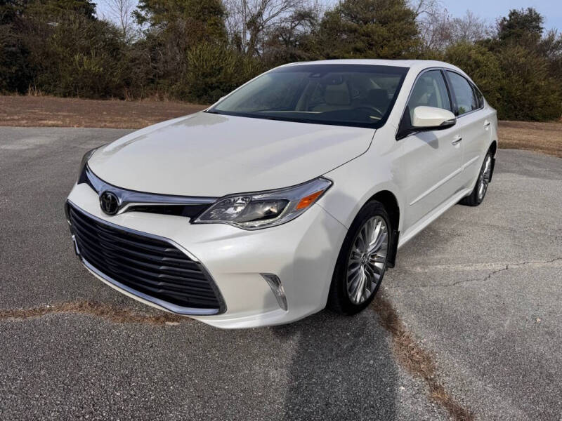 2017 Toyota Avalon XLE