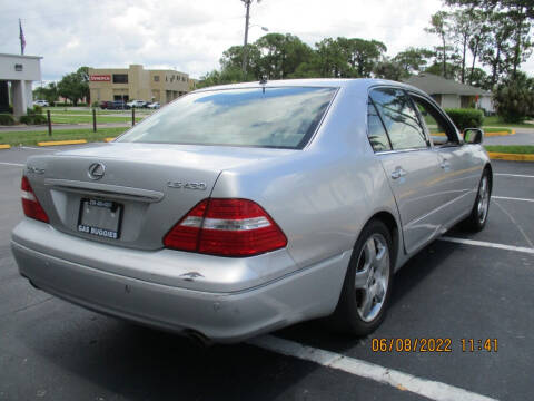 2004 Lexus LS 430