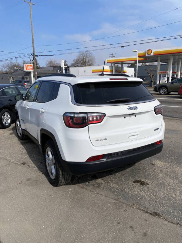 2023 Jeep Compass Latitude
