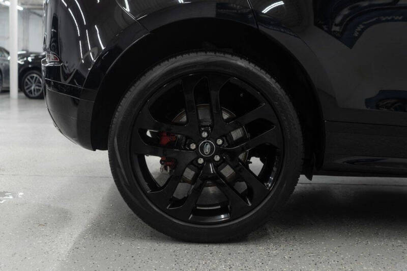 2023 Land Rover Range Rover Evoque P300 R-Dynamic HST