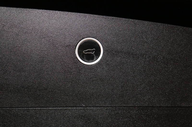 2020 Tesla Model X Long Range