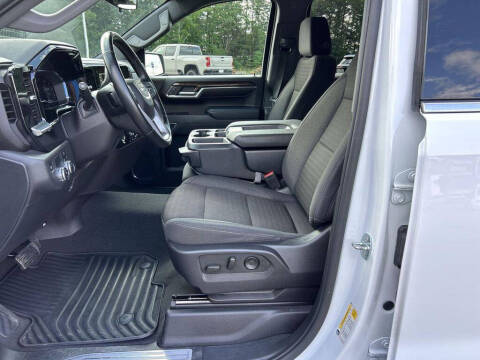2024 GMC Sierra 1500 SLE
