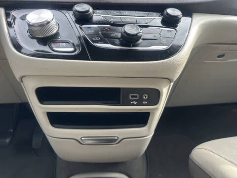 2018 Chrysler Pacifica Touring L