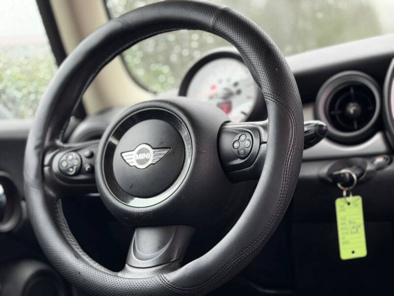 2013 MINI Hardtop Cooper