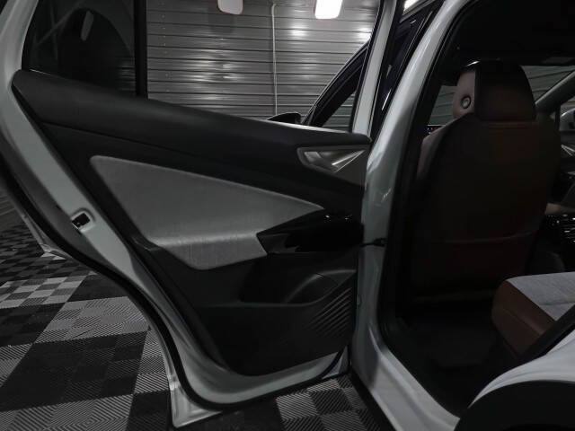 2025 Volkswagen ID.4 Pro