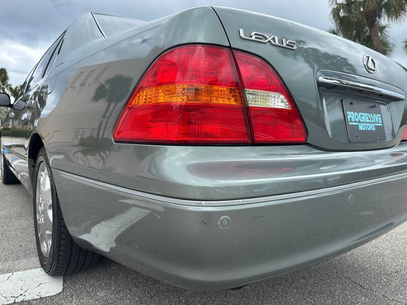 2003 Lexus LS 430
