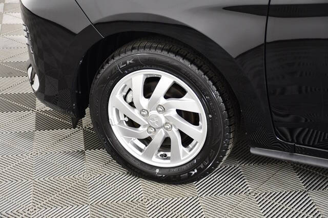 2024 Mitsubishi Mirage LE