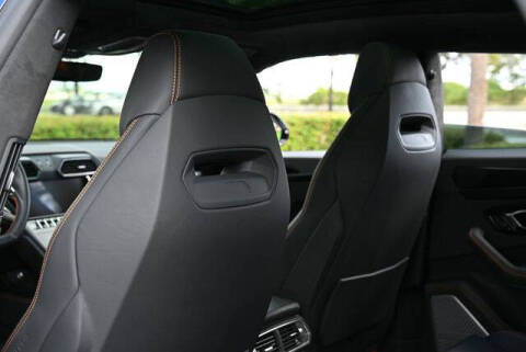 2023 Lamborghini Urus S