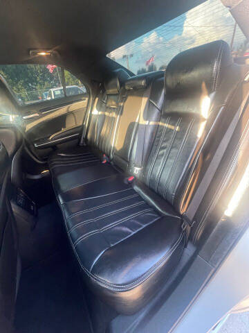 2021 Chrysler 300 S V6