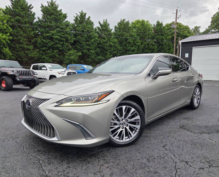 2020 Lexus ES 300h