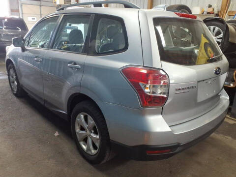 2016 Subaru Forester 2.5i