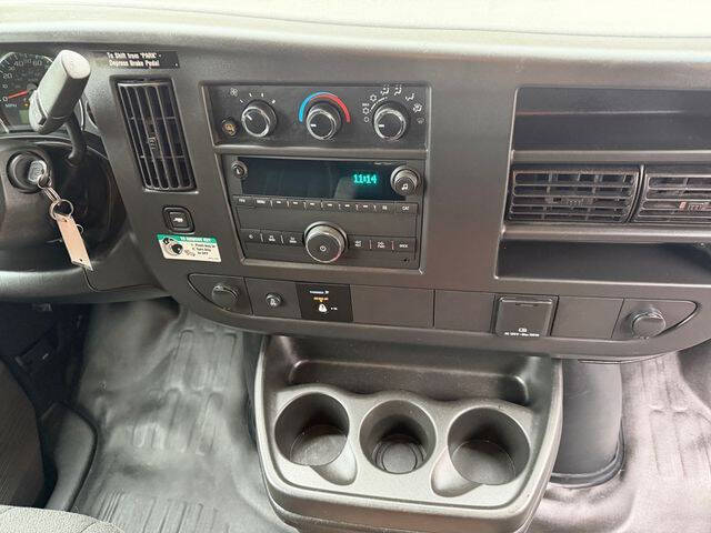 2024 Chevrolet Express 2500