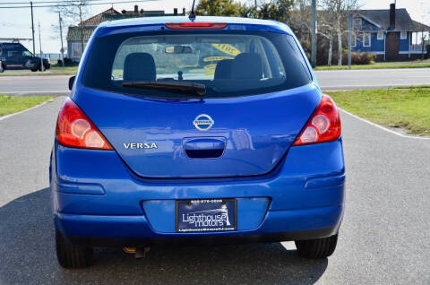 2011 Nissan Versa 1.8 S