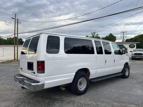 2012 Ford E-Series E-350 SD XLT