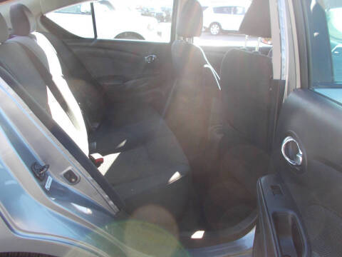 2013 Nissan Versa 1.6 SL