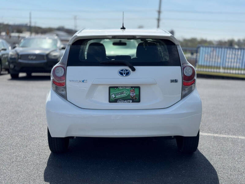 2012 Toyota Prius c Three