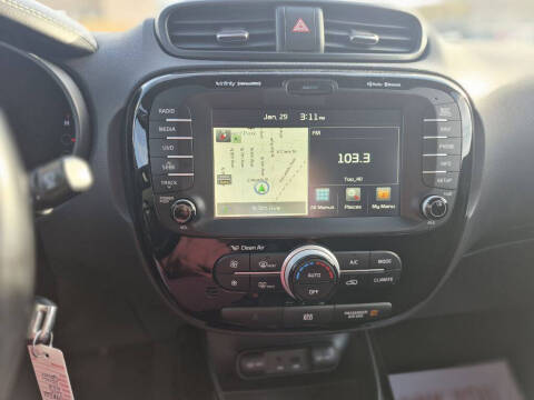 2015 Kia Soul +
