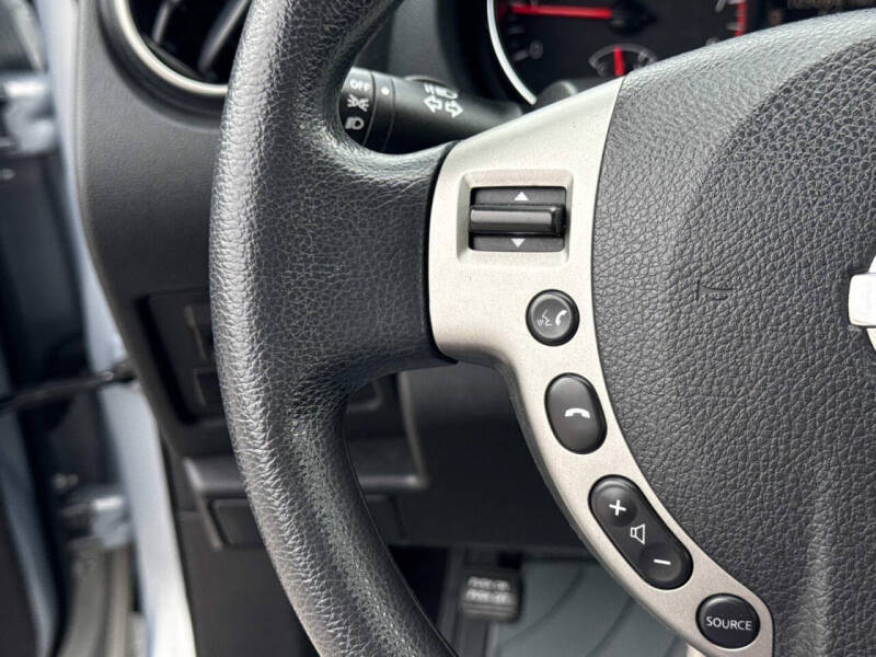 2015 Nissan Rogue Select S